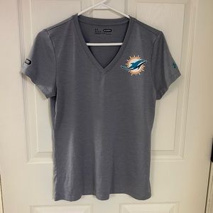Women’s Under Armour Miami Dolphins V-neck Tee. Gray size Medium.
